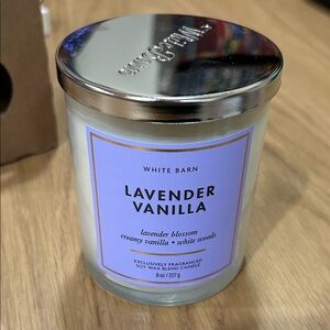White Barn Lavender Vanilla Candle with Silver Lid